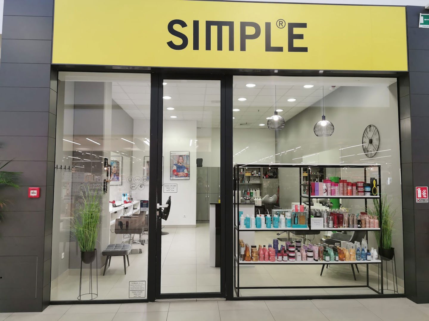 Simple Hair Salon