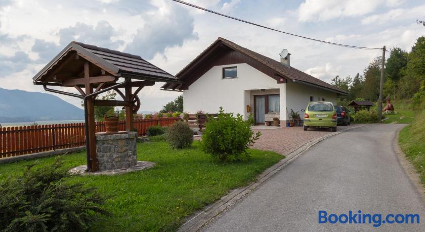 Prenočišča Jezero