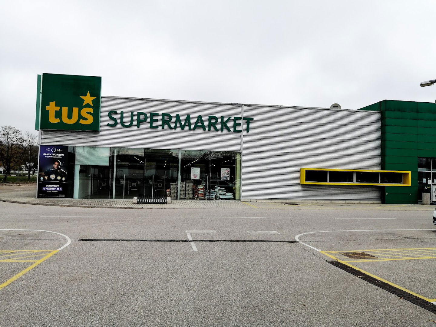 Tuš supermarket Krško