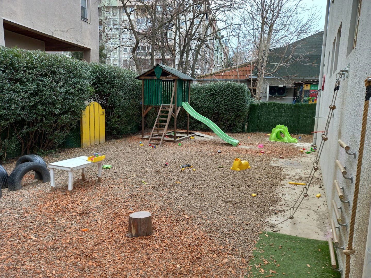 Международный детский сад "Точка опоры"