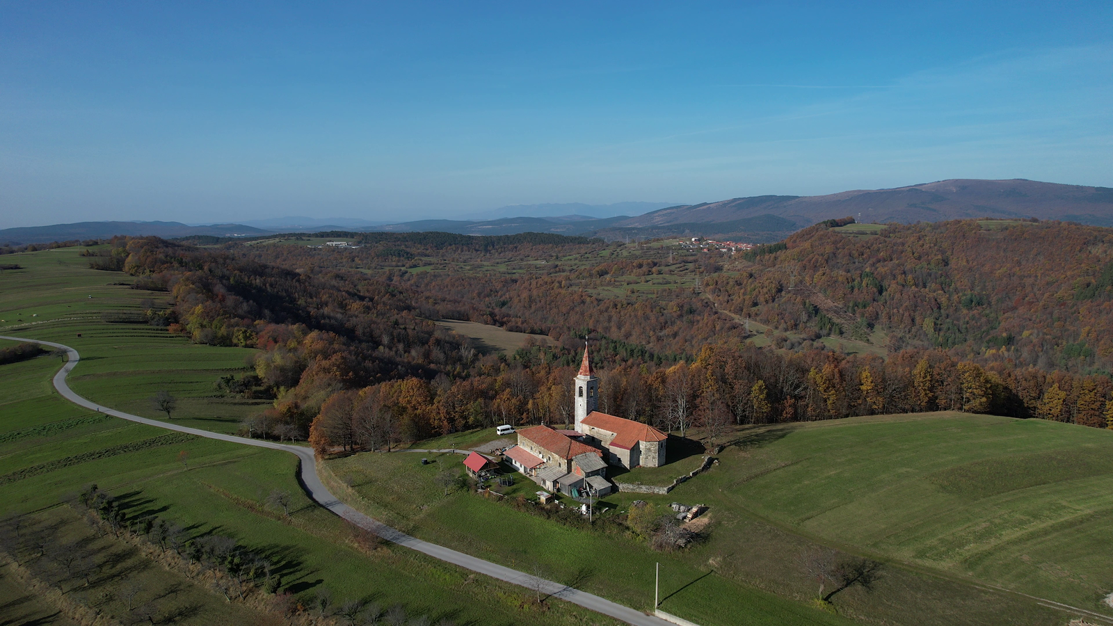 Župnijska cerkev sv. Jurija
