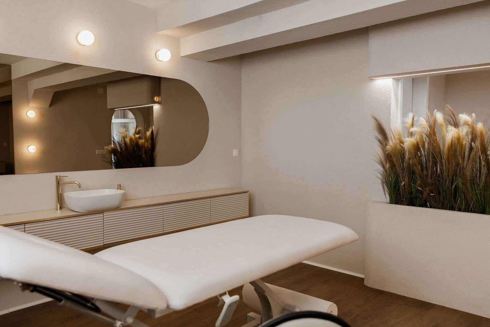 Lumiere Beauty Studio