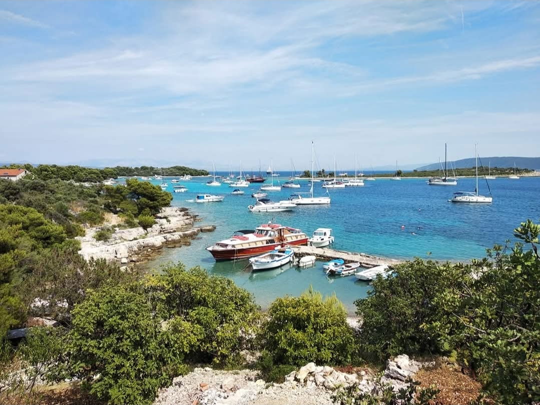Excursion boat "KAIROS" (boat trips, wycieczki statkiem, výlety lodí, hajókirándulások)