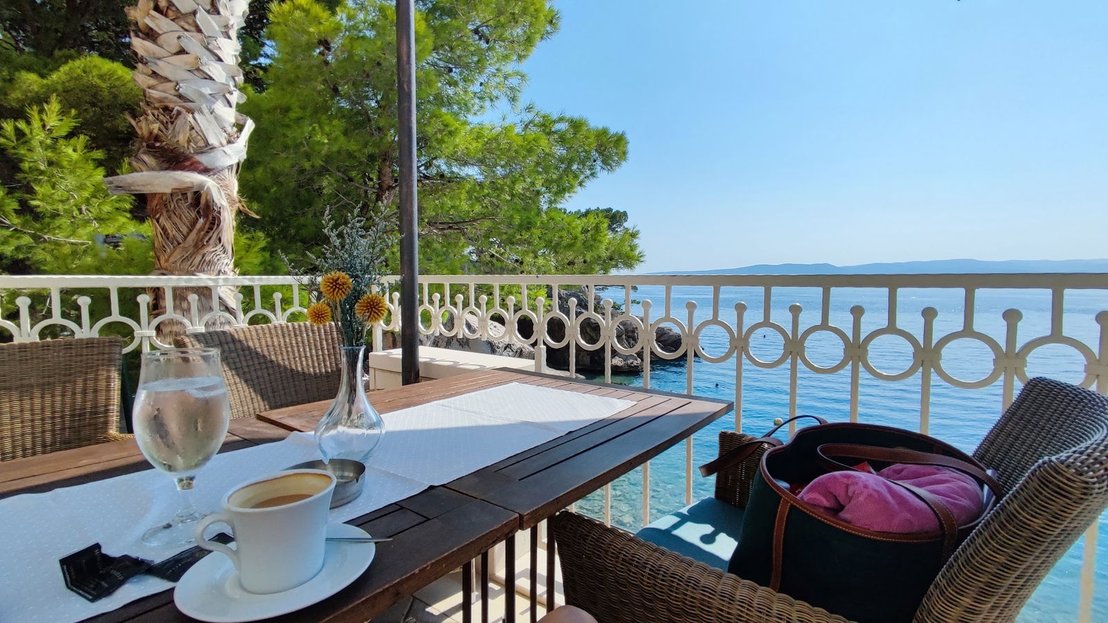 Restaurant & Cafe Bar Delicia