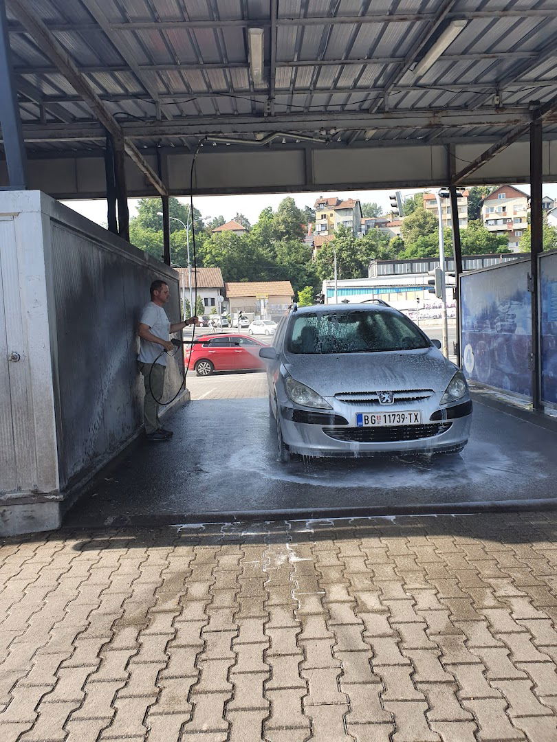 Autoperionica samousluzna