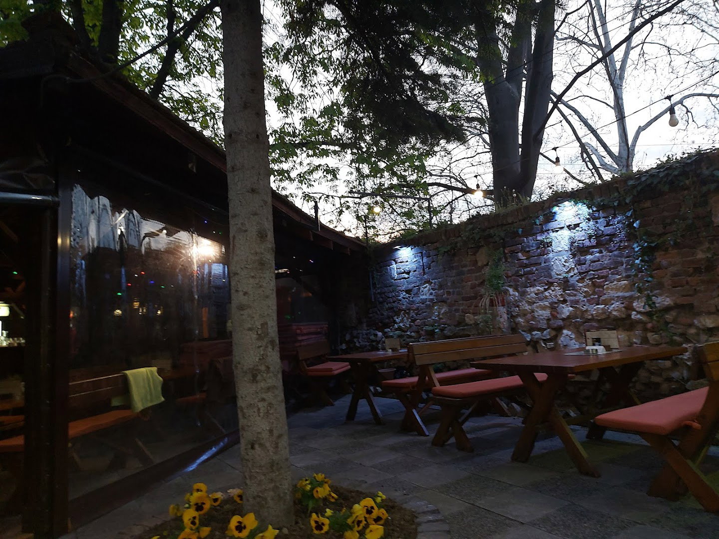 Kahvana Mali Kalemegdan