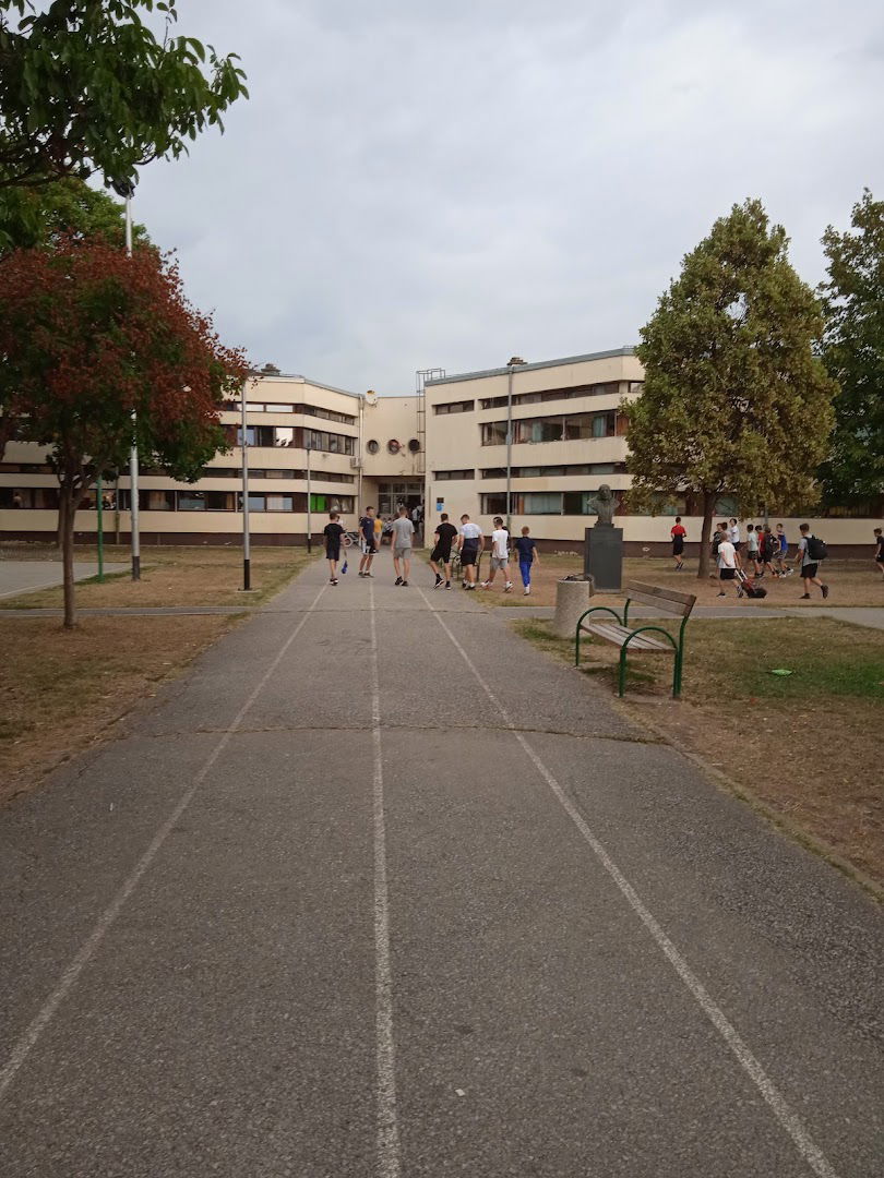 Elementary school Dragutin Tadijanović