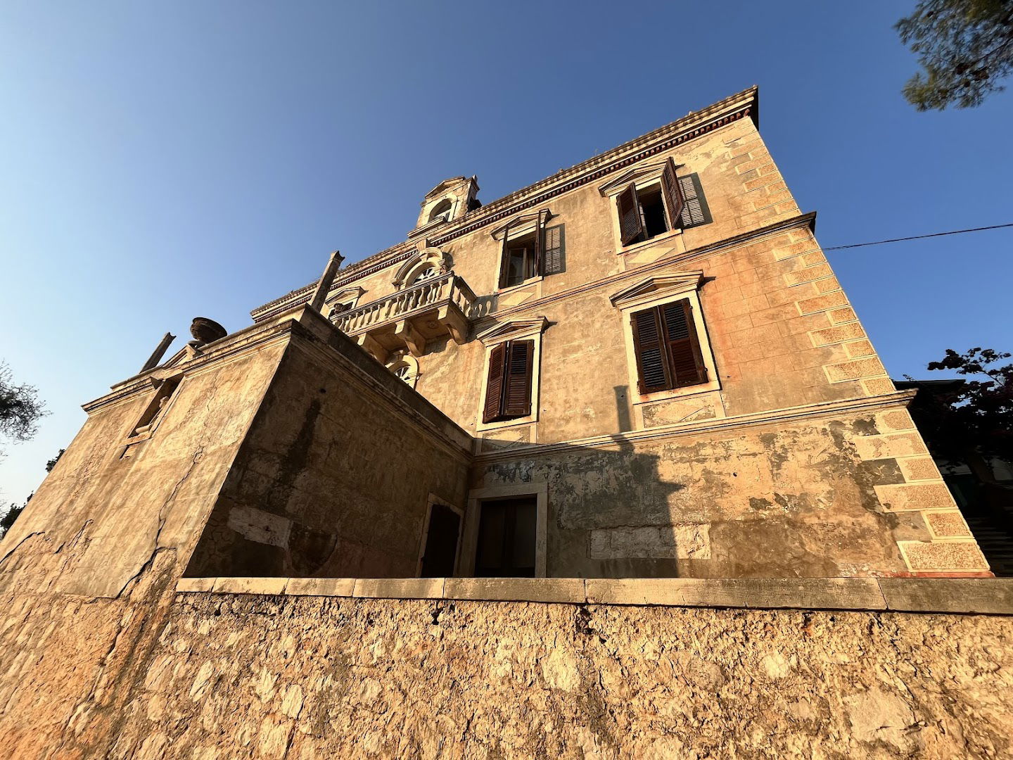 Knežev dvor (Palac)