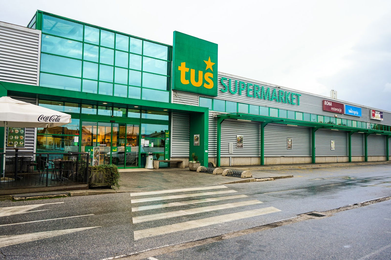 Tuš supermarket Radvanje