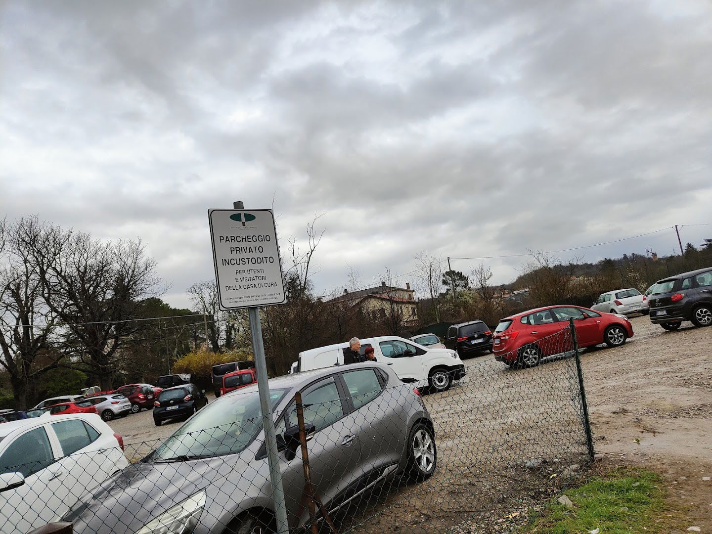 Parcheggio della Casa di Cura Pineta del Carso