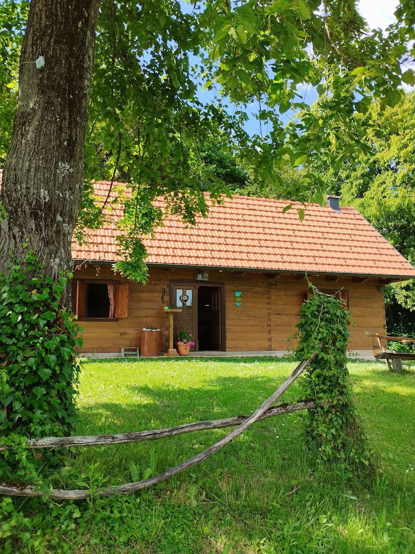 Kuća za odmor Josipa Lučelnica