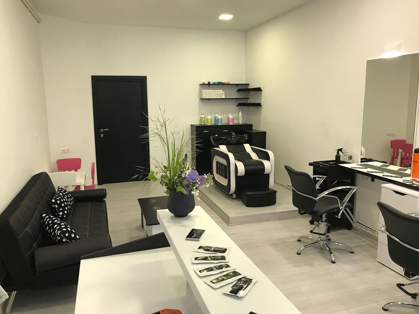 Frizerski salon "Elegant"