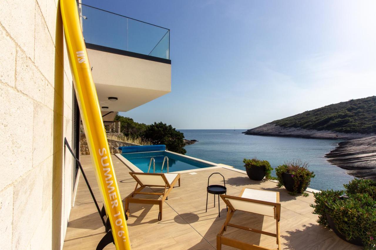 Beachfront Villa Trovna