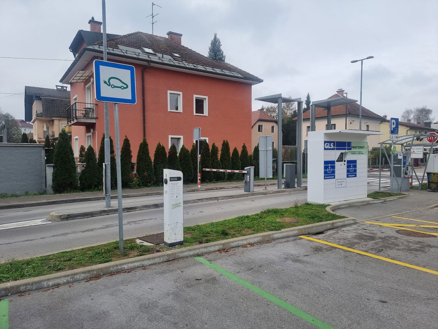 Gremo Na Elektriko Charging Station