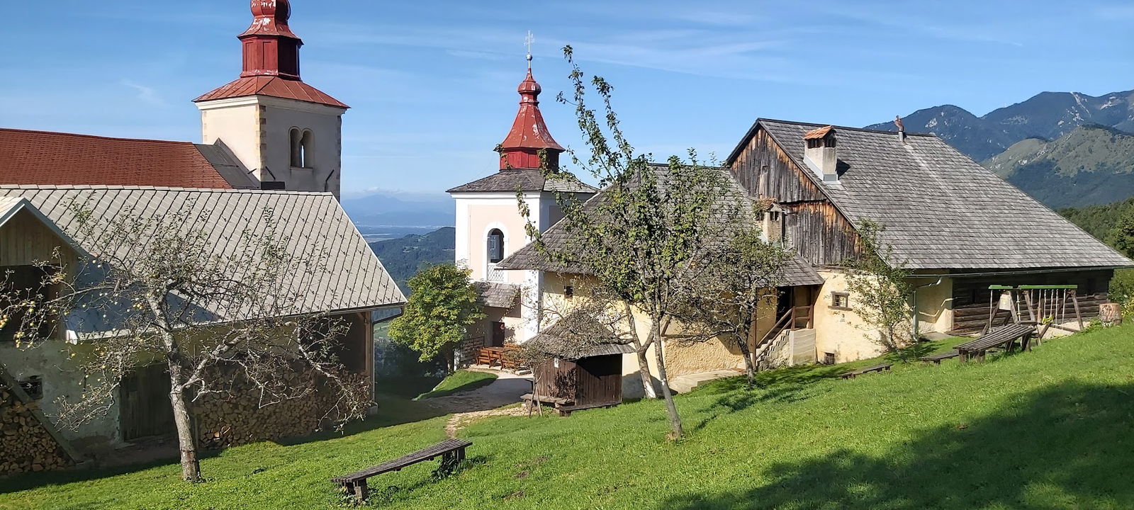 Hiša na Hribu (stari Dom na Kisovcu)