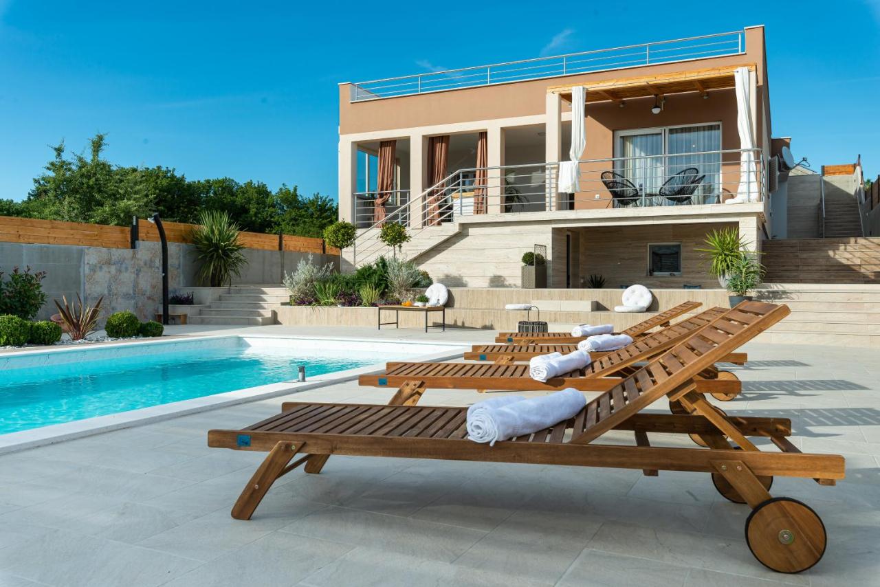 Villa Porta Maris, Zadar