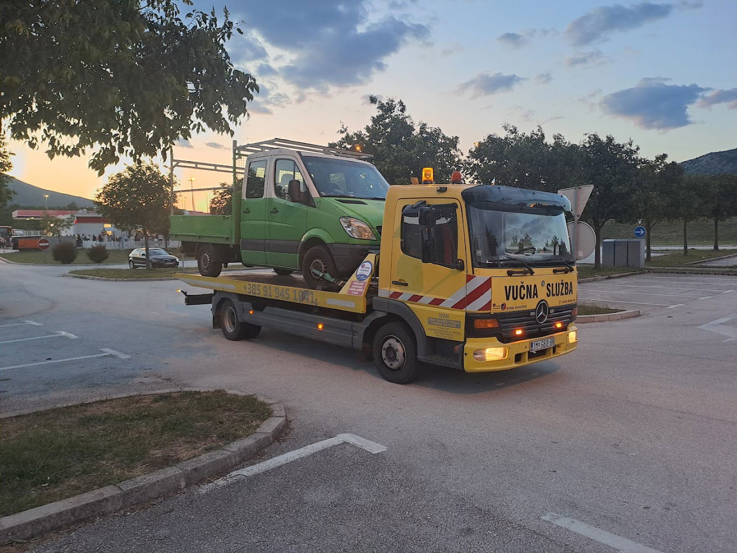 Vučna služba Imotski/IVAN,obrt za vuču vozila i pomoć na cesti