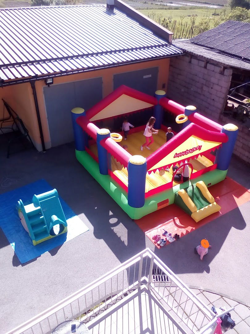 Obrt za čuvanje djece"Bubamara"