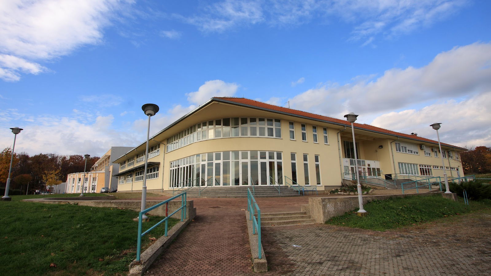 Dugo Selo High School