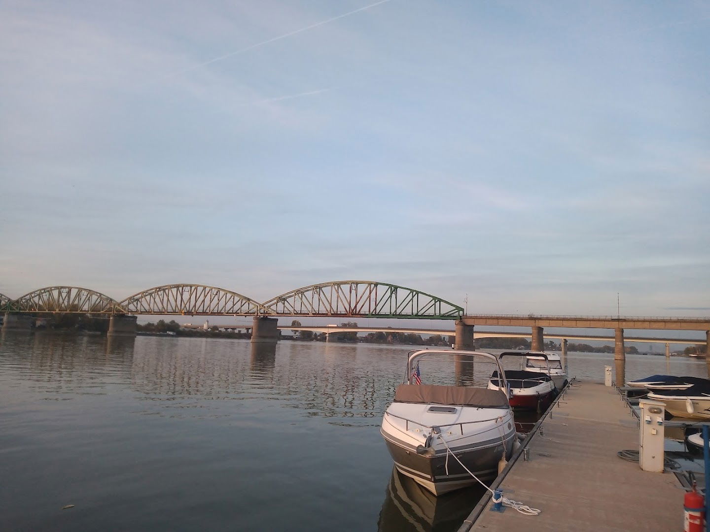 Splav na dan I & II "One day"