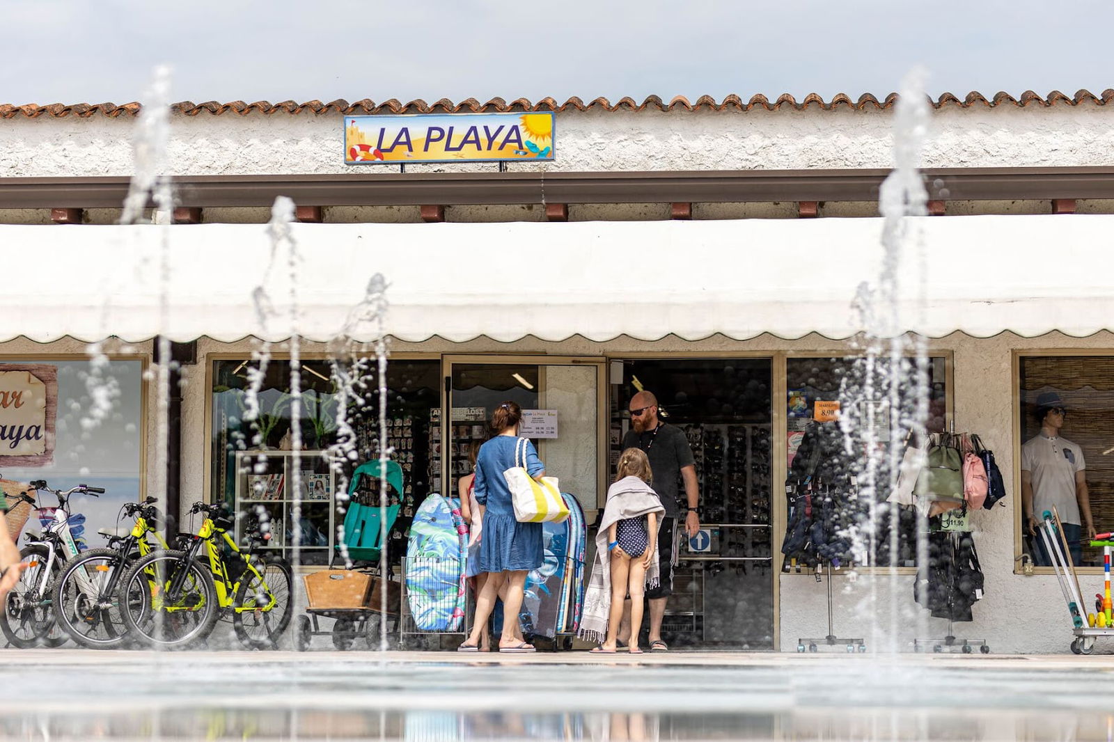 Bazar La Playa - Elfbar & LostMary Partner