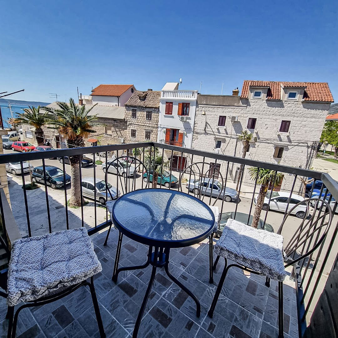 Seaside fancy house close to Split