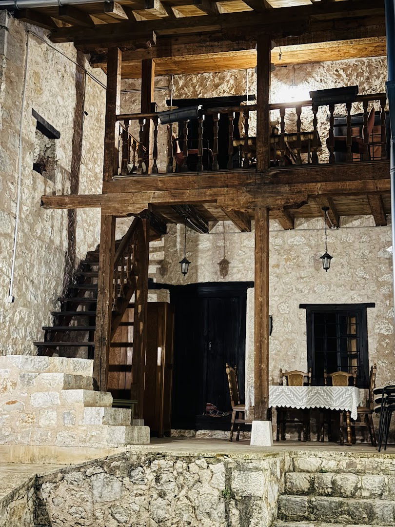 Nacionalni spomenik Mehmedbašića kuća