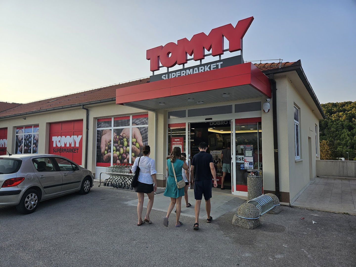 Tommy Supermarket