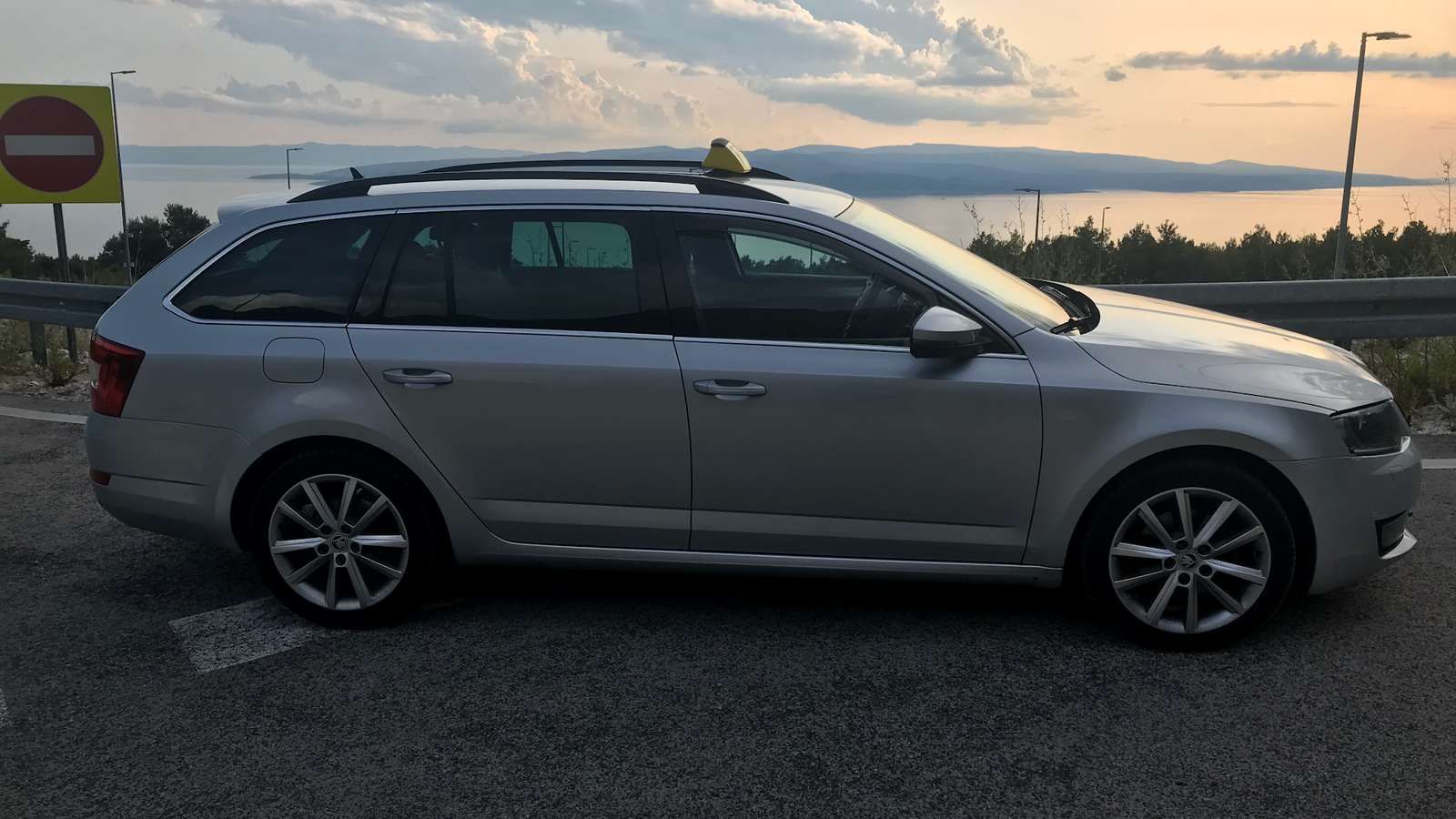 TAXI BRELA, AIRPORT TRANSFERS DEX