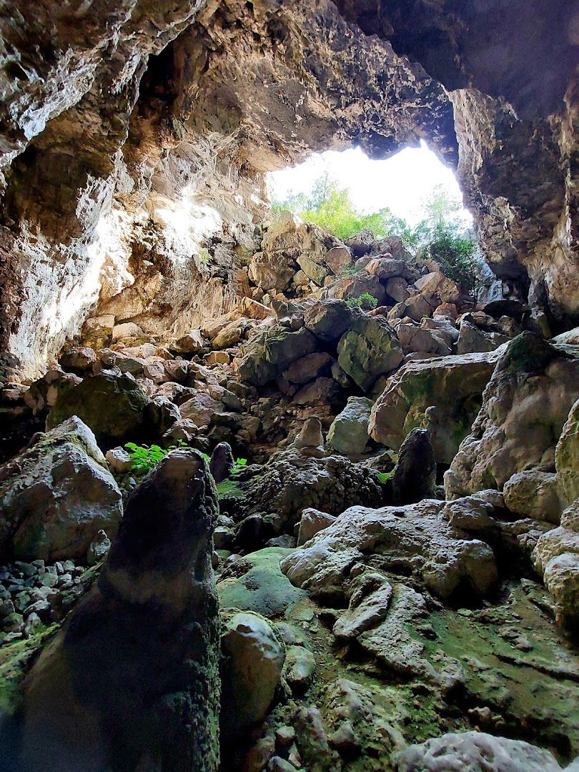 Spilja Cave