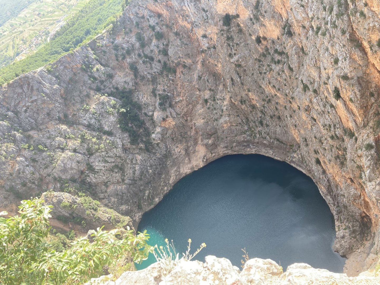 Parking Crveno Jezero