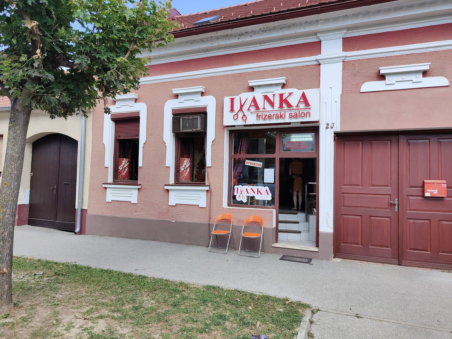 FRIZERSKI SALON IVANKA, VL. IVANKA KEKIĆ