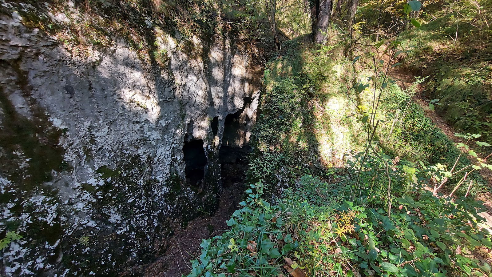 Miškotova jama in naravni most