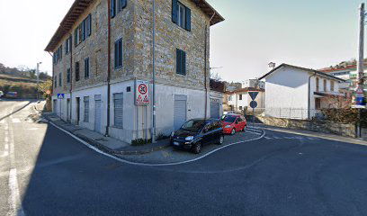 Hocus&Lotus - Inglese per bambini - My Labs - Muggia, Trieste - Magic Teacher Laura Bravar