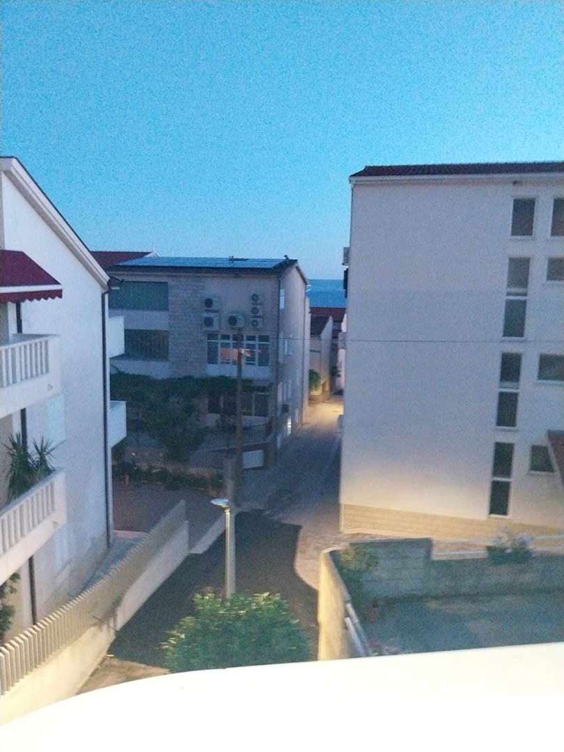 Apartamenty Neno Makarska