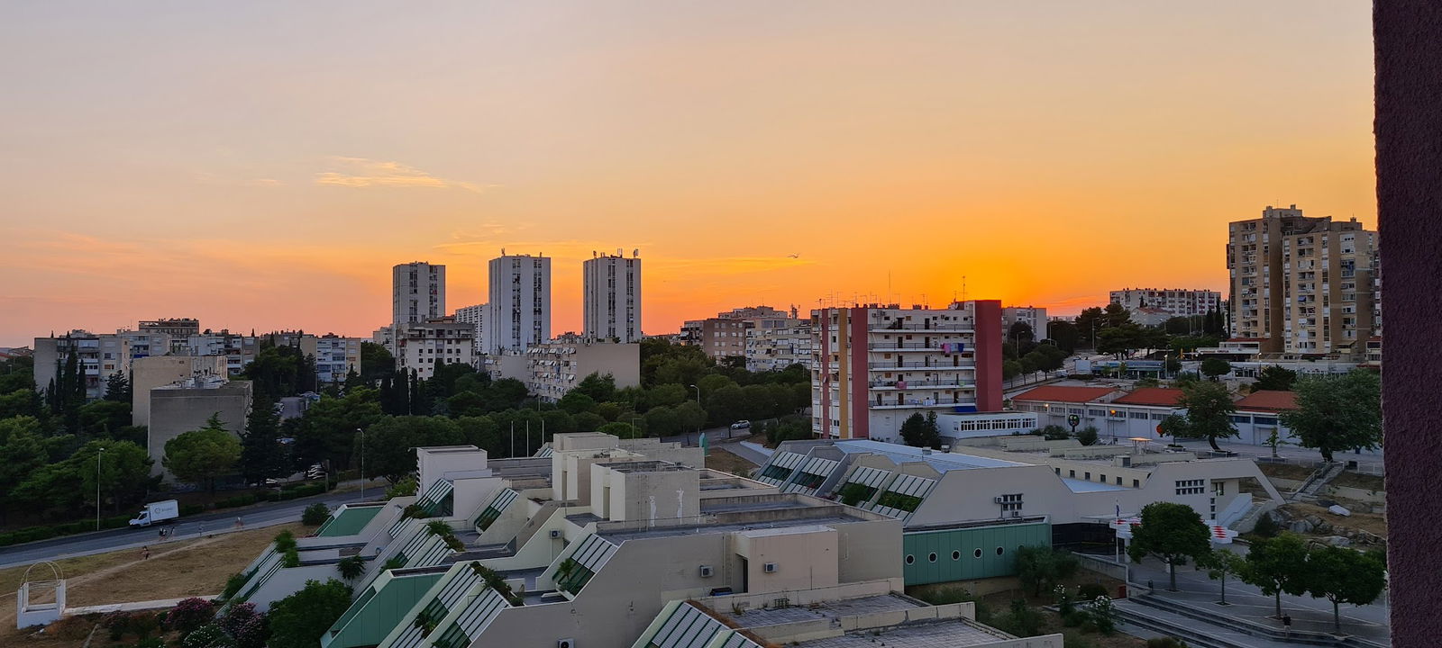 High School Dormitory Split