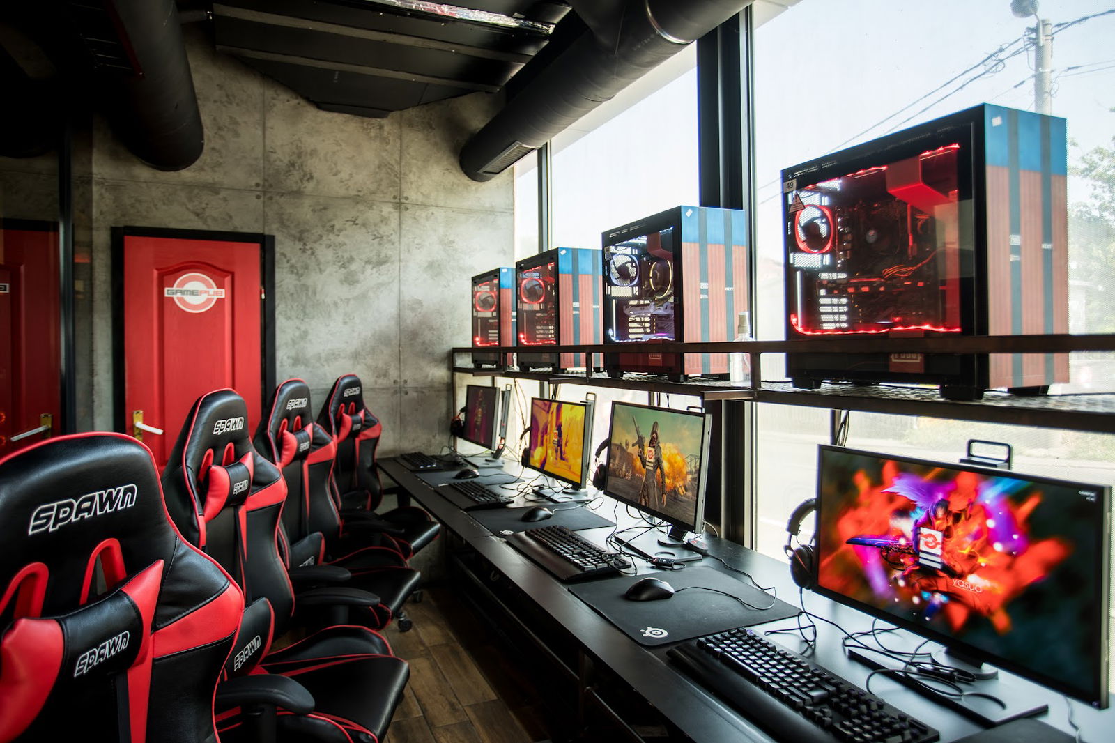 GAMEPUB IGRAONICA - ESPORTS BAR, BILLIARDS, DARTS - STADION SHOPPING CENTER