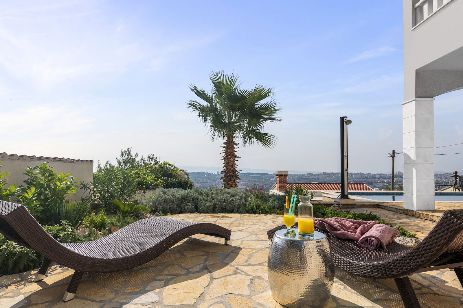 Idyllic villa with pool, view, near Split