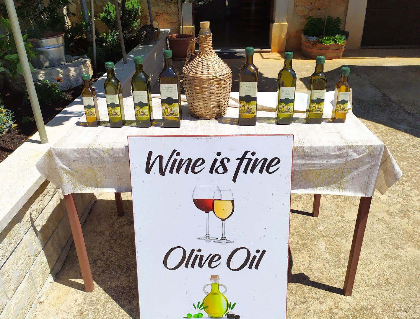 Olive oil by family Božić