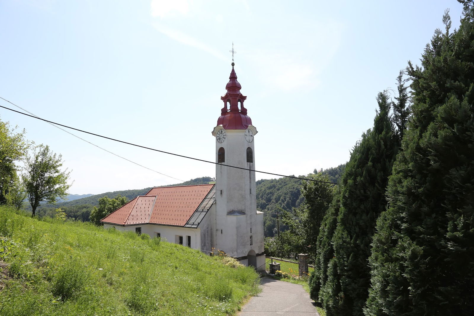 Podružnična cerkev svete Marije Vnebovzete v Javorju