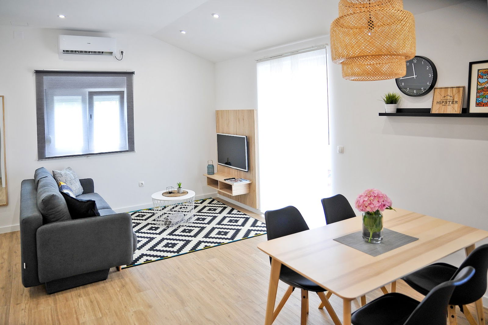 Modern Apartment Vitrenjak