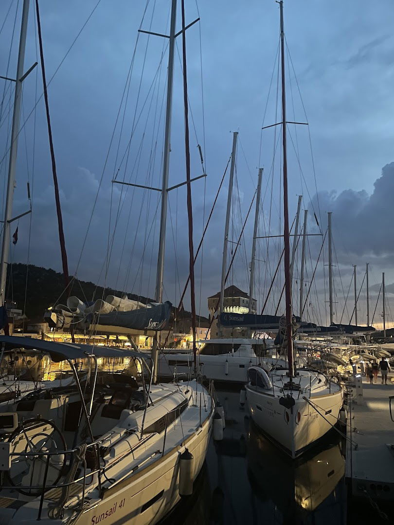 Marina5 - Central Dalmatia Croatia - Bike Tracks