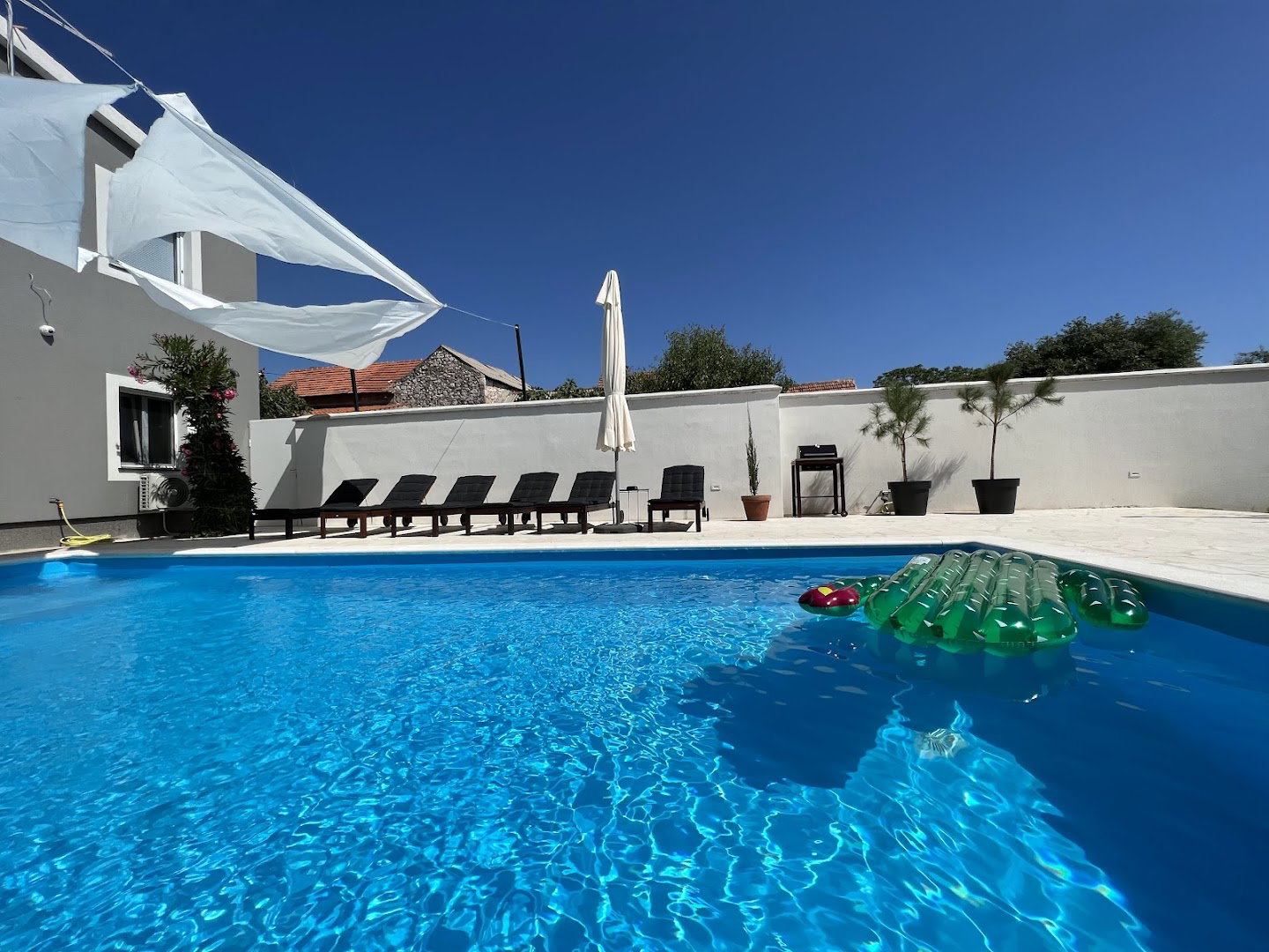 Boutique House Ika with Private Swimming Pool