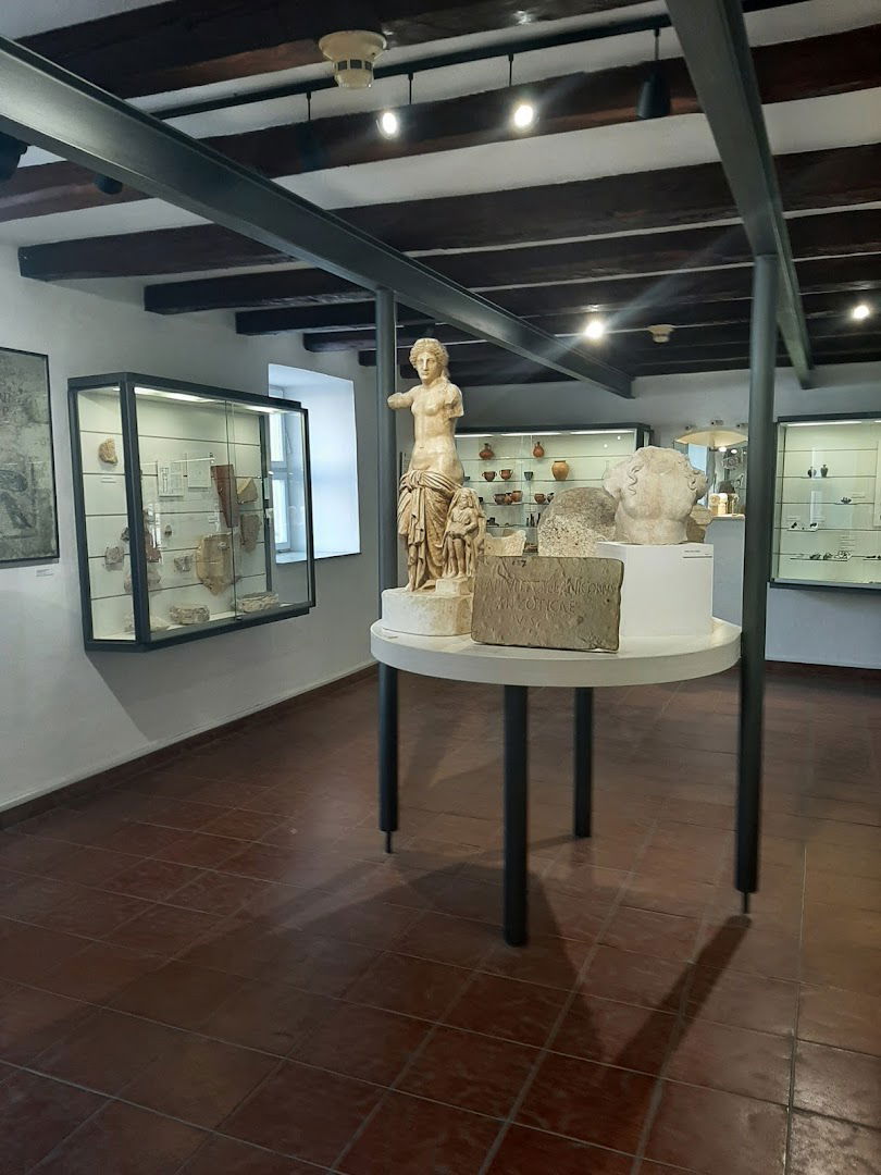 Muzej ninskih starina