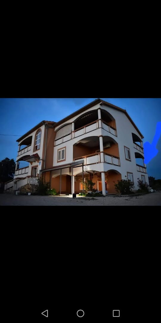 Apartmani Marija; Vrsi