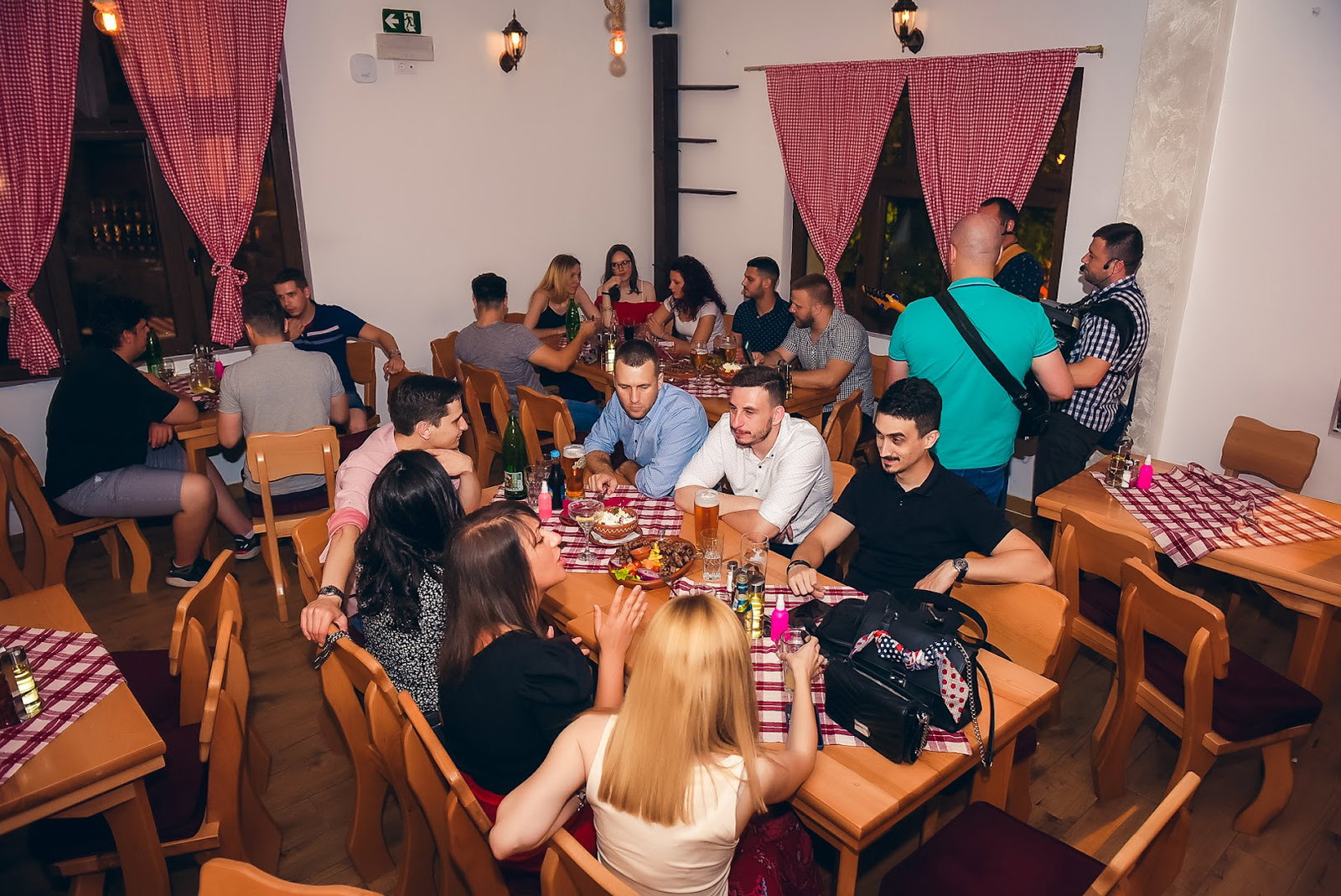 Коноба Акустик - Јахорина