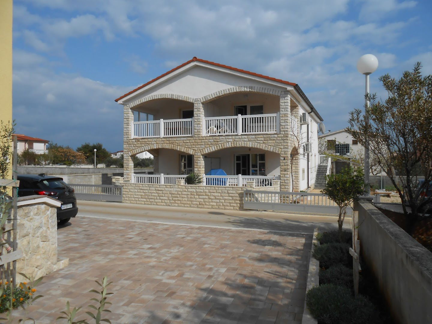 VILLA ANE- apartmani Mandić