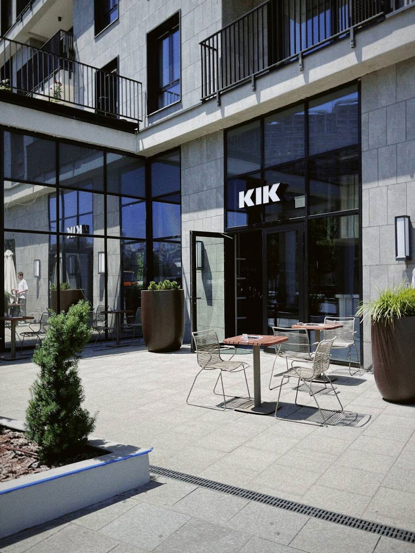 KIK - coffee, bar & billiard