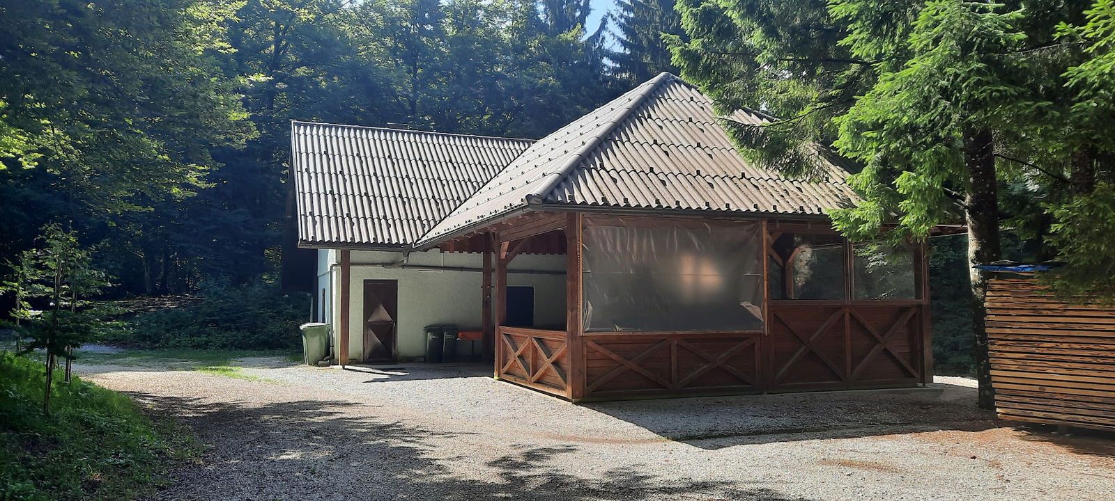 Lovska koča Slivnica