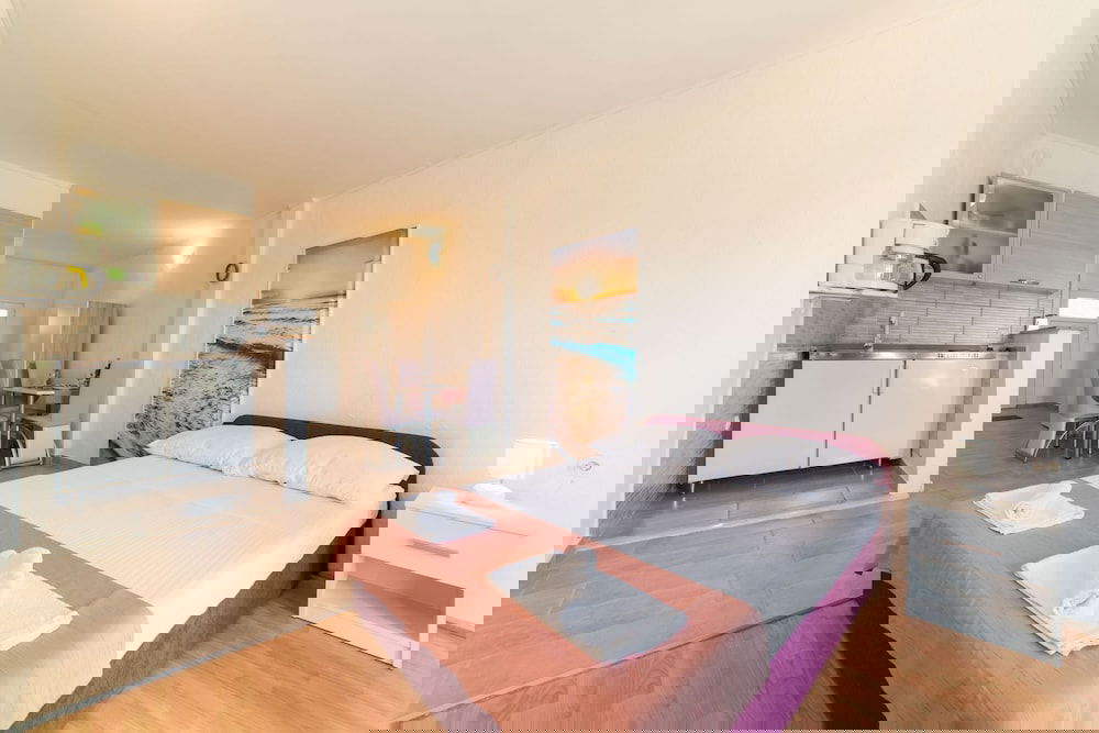 Tranquil and Stylish Apartment Kastel Novi